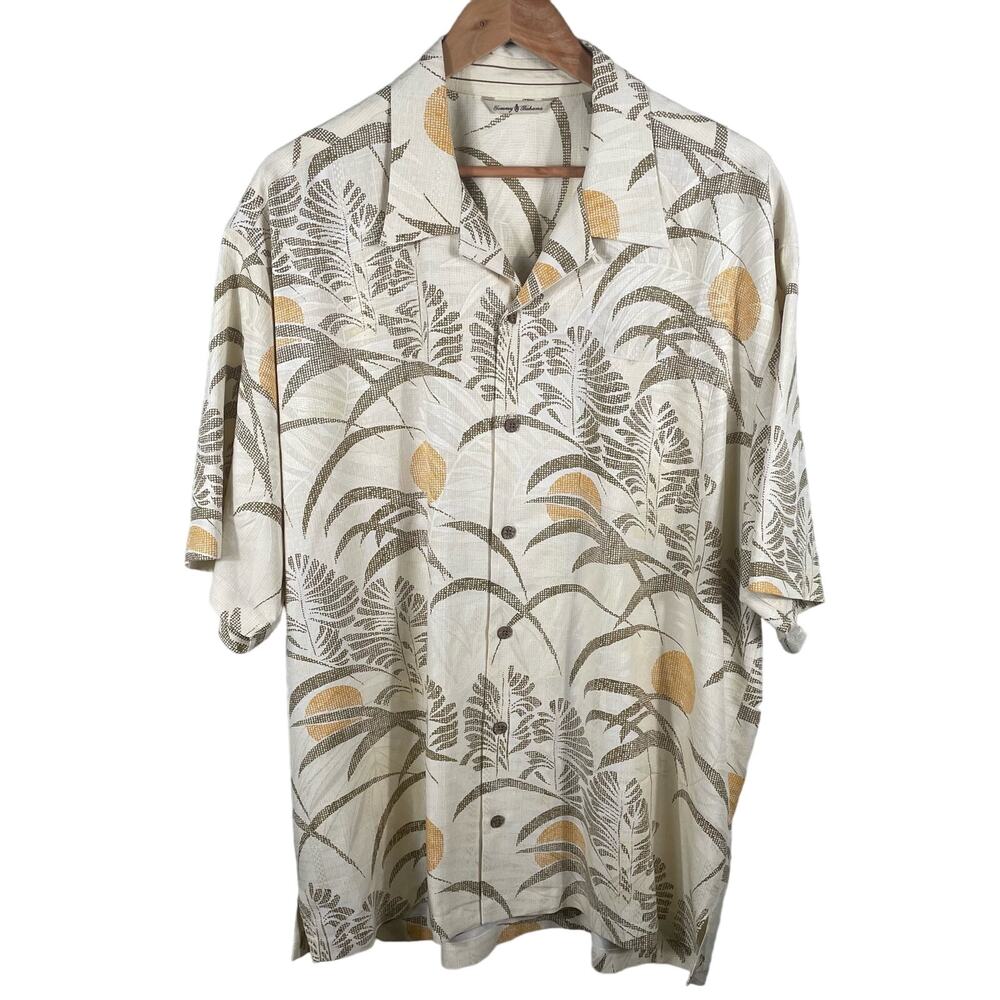 Tommy Bahama Short Sleeve Shirt Men's Button Up ‎ XL Cream 100% Silk Summer Wear